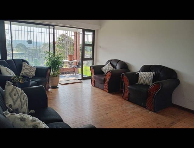 2 BEDROOM HOUSE FOR SALE IN HILLARY